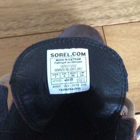 Sorel lug sole boots - Picture 5 of 6